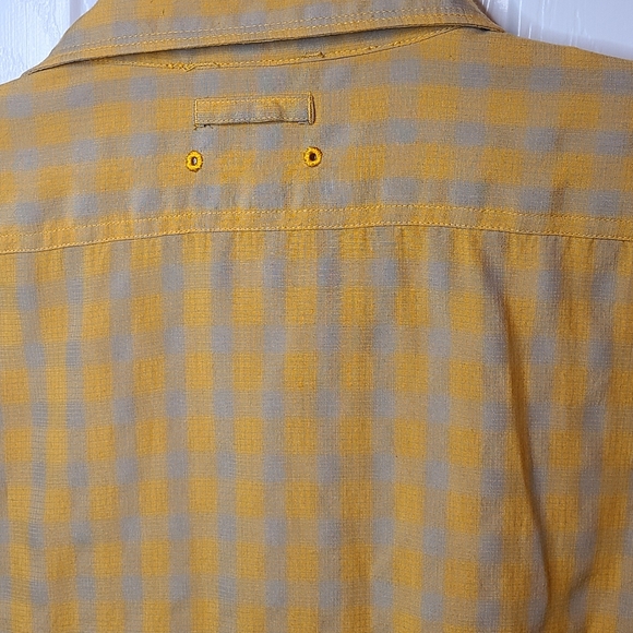 The North Face men's sz LG button down - Picture 3 of 7